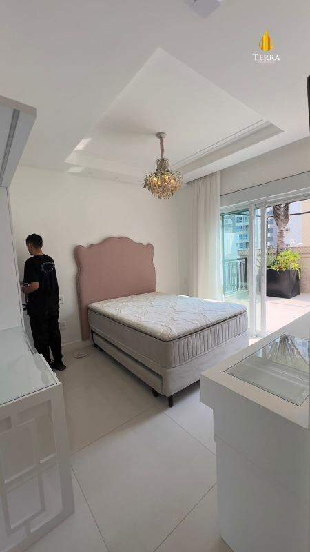  Parigi Residenza Apartamento com 4 quartos, Centro: 