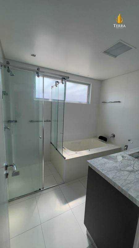  Parigi Residenza Apartamento com 4 quartos, Centro: 