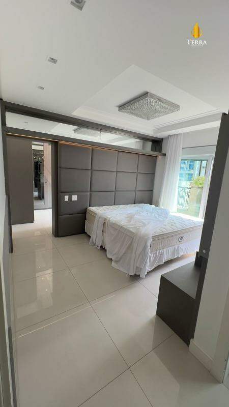  Parigi Residenza Apartamento com 4 quartos, Centro: 