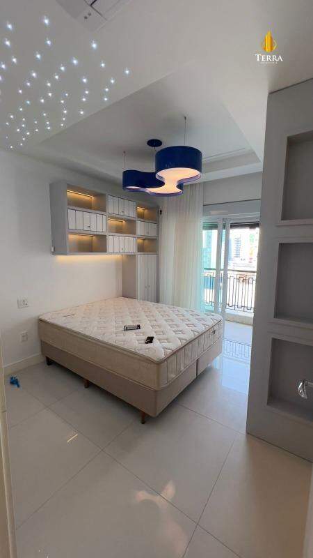  Parigi Residenza Apartamento com 4 quartos, Centro: 