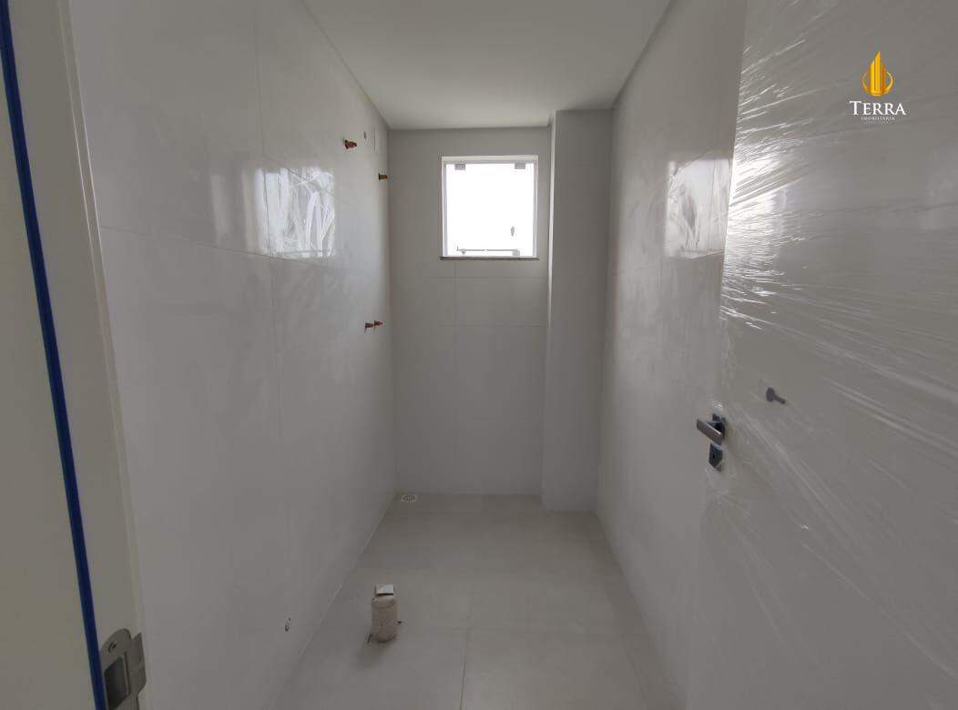 Edifício Brava Vision Apartamento com 2 quartos, Praia Brava: 