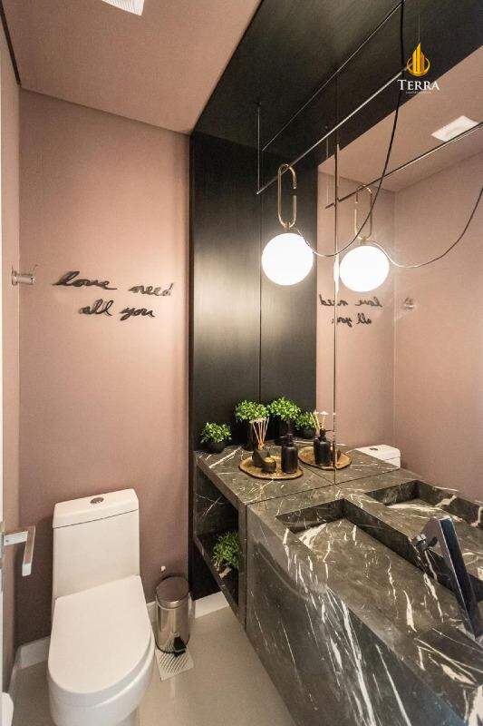 Solares da Brava Apartamento com 3 quartos, Praia Brava: 