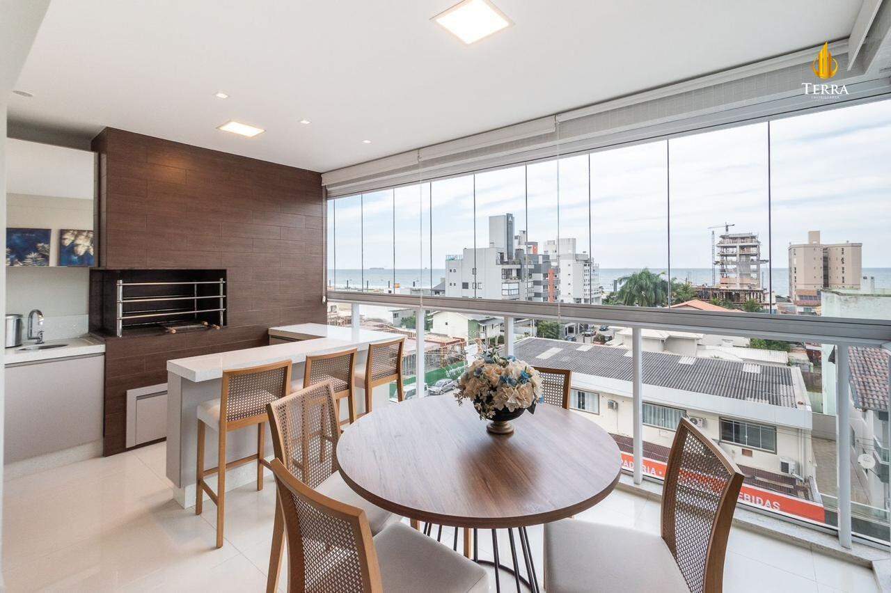 Solares da Brava Apartamento com 3 quartos, Praia Brava: 