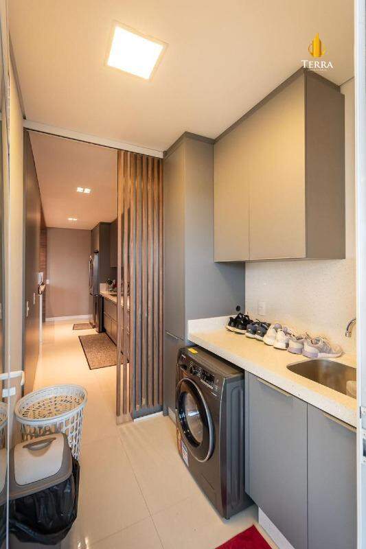 Solares da Brava Apartamento com 3 quartos, Praia Brava: 