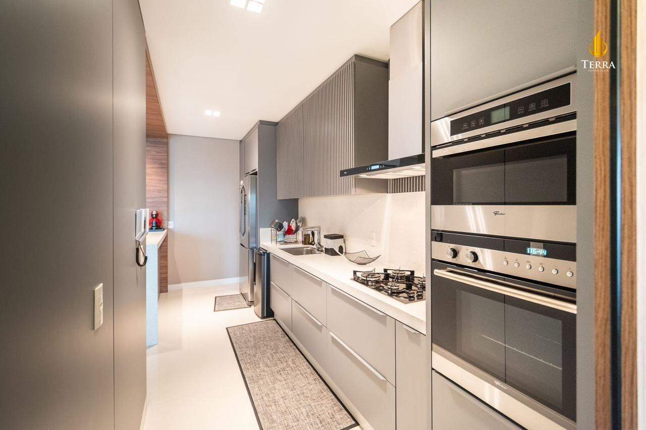 Solares da Brava Apartamento com 3 quartos, Praia Brava: 