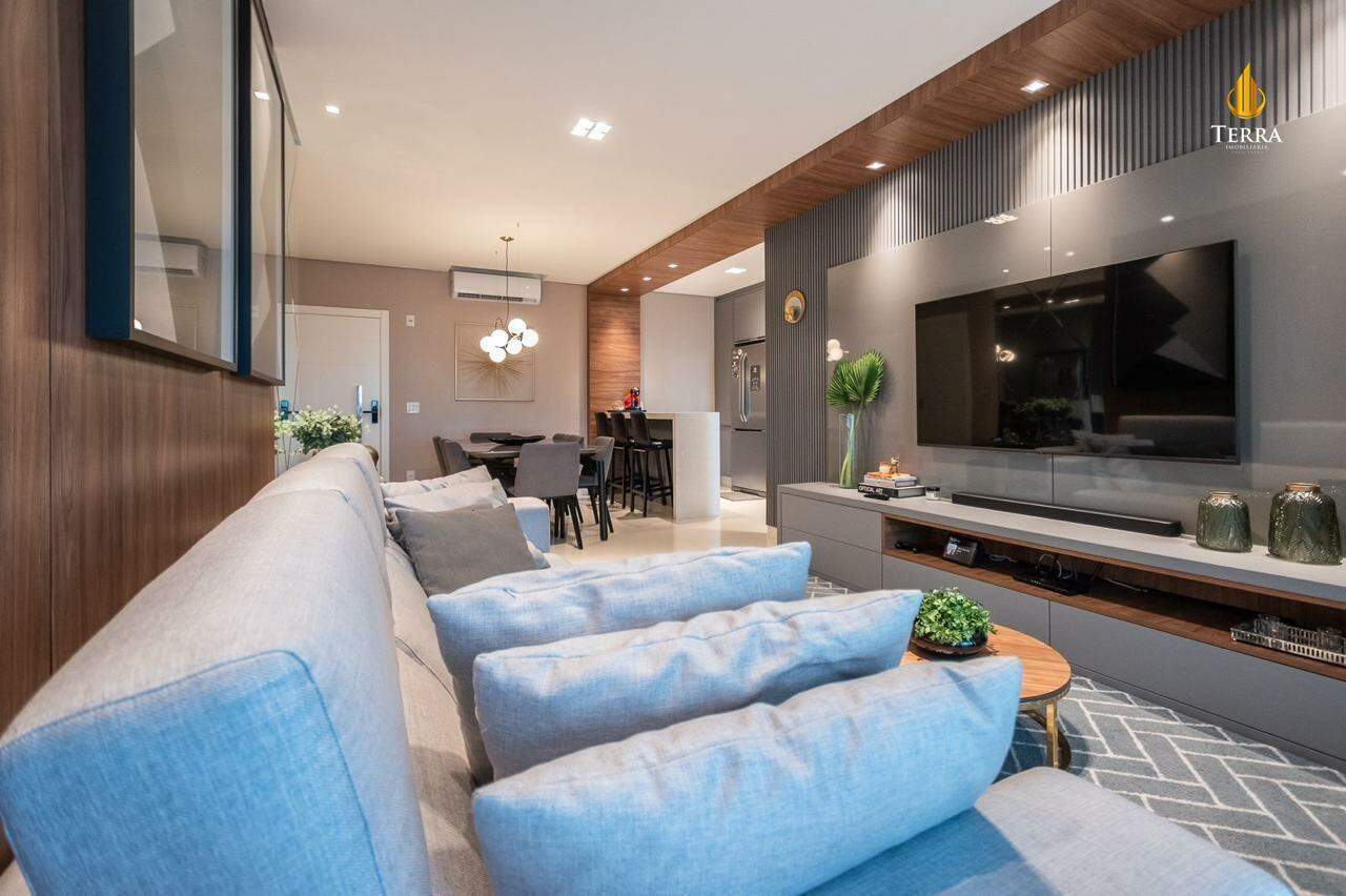 Solares da Brava Apartamento com 3 quartos, Praia Brava: 
