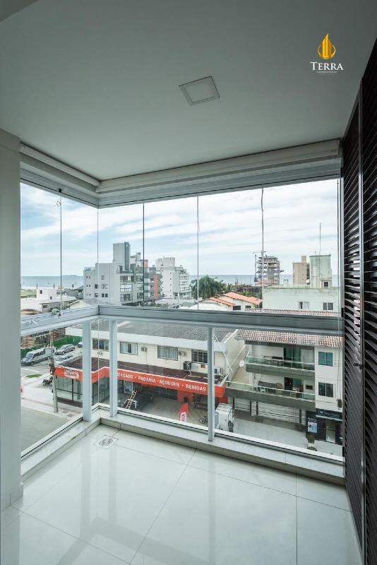 Solares da Brava Apartamento com 3 quartos, Praia Brava: 