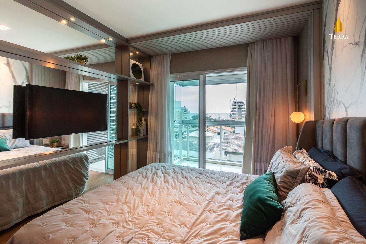 Solares da Brava Apartamento com 3 quartos, Praia Brava: 