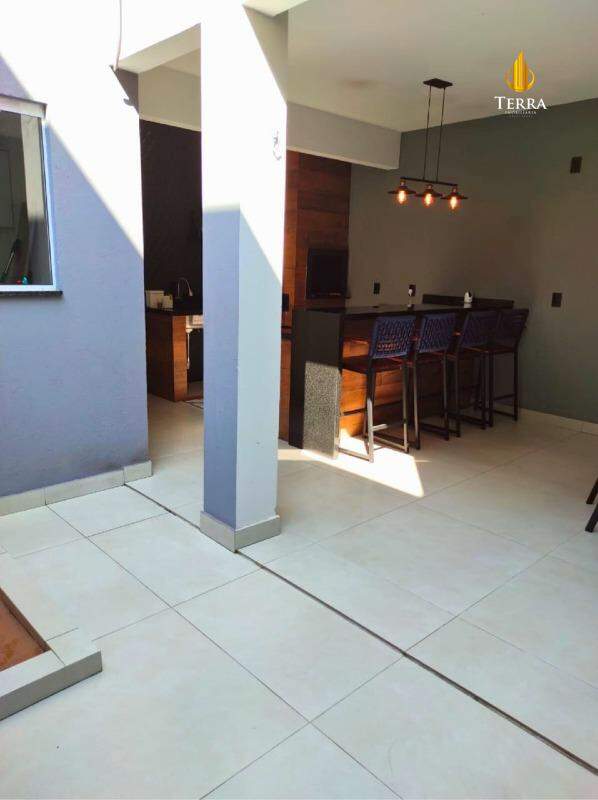  Sobrado com 3 quartos, Santa Regina: 