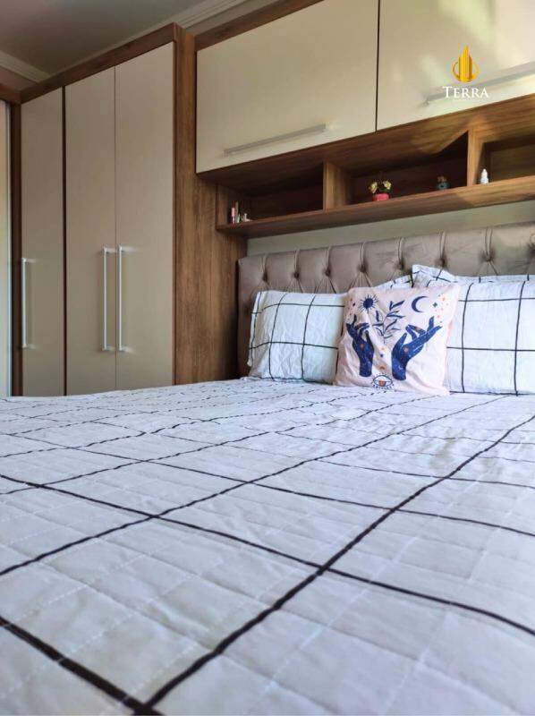  Sobrado com 3 quartos, Santa Regina: 