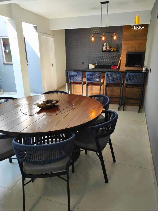  Sobrado com 3 quartos, Santa Regina: 