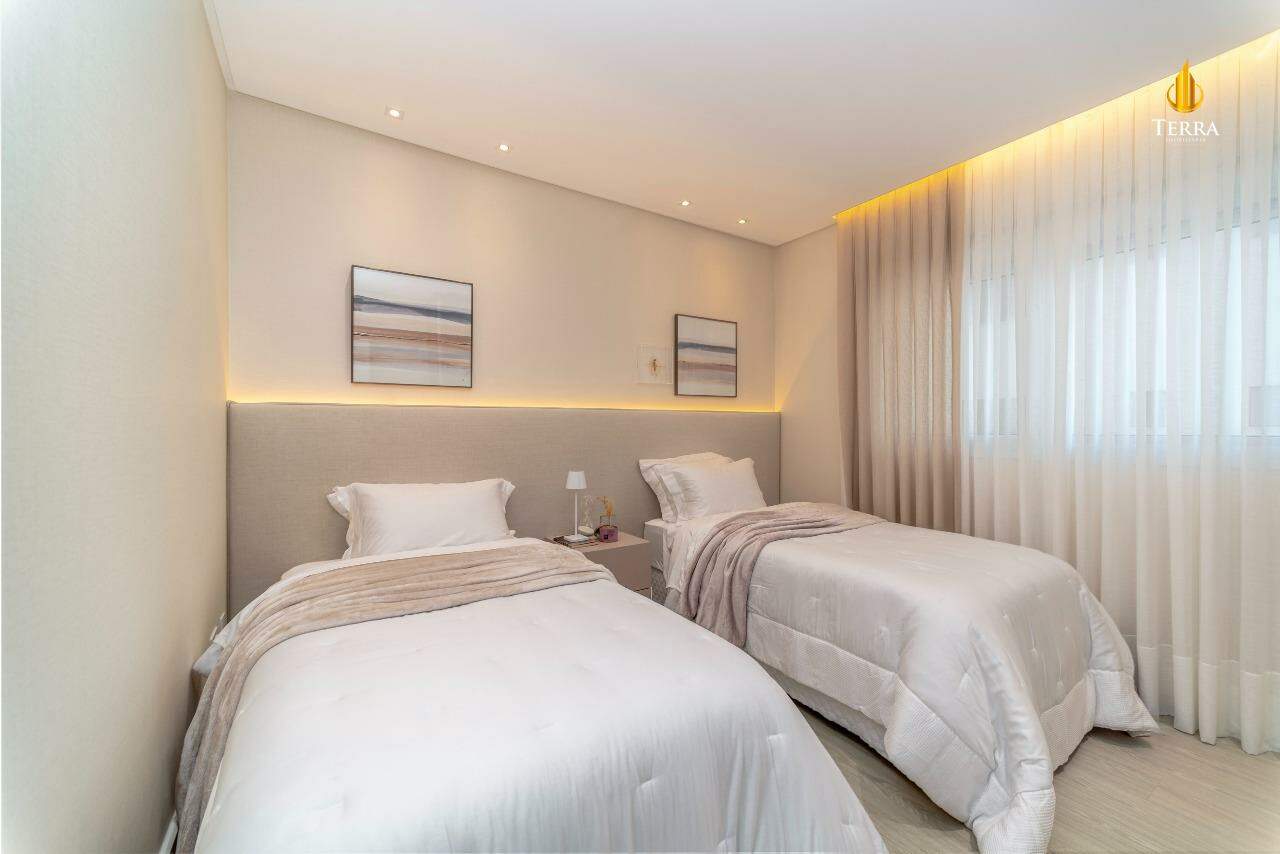 Ibiza Towers Apartamento com 4 quartos, Centro: 