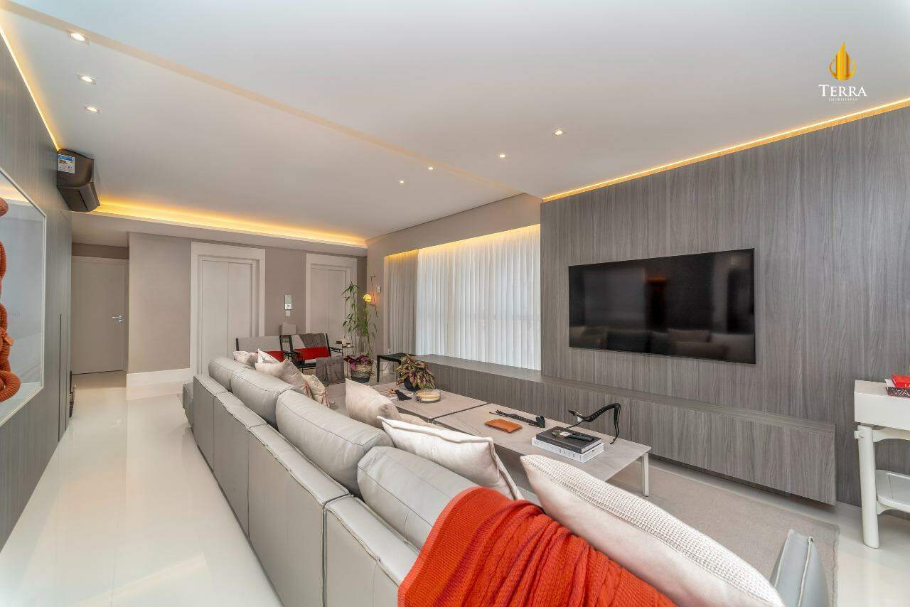 Ibiza Towers Apartamento com 4 quartos, Centro: 