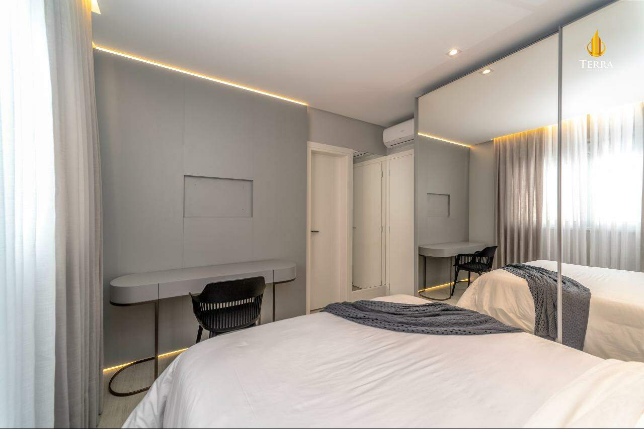 Ibiza Towers Apartamento com 4 quartos, Centro: 