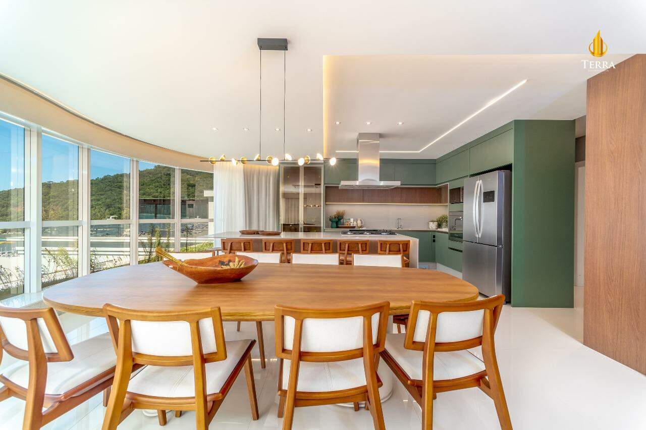 Ibiza Towers Apartamento com 4 quartos, Centro: 