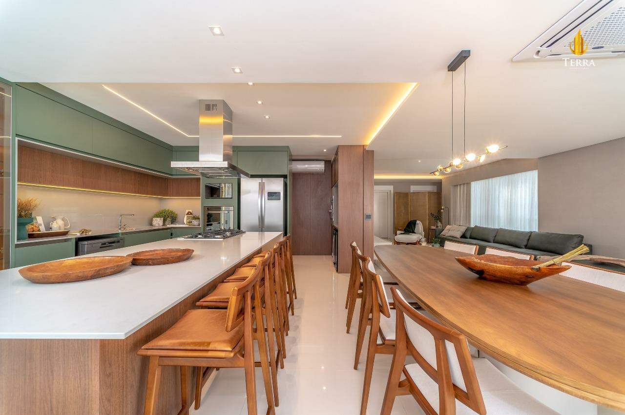 Ibiza Towers Apartamento com 4 quartos, Centro: 