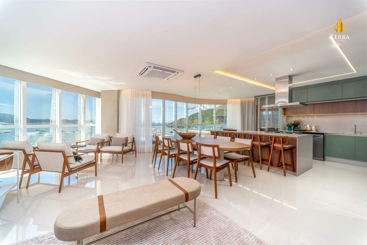 Ibiza Towers Apartamento com 4 quartos, Centro: 