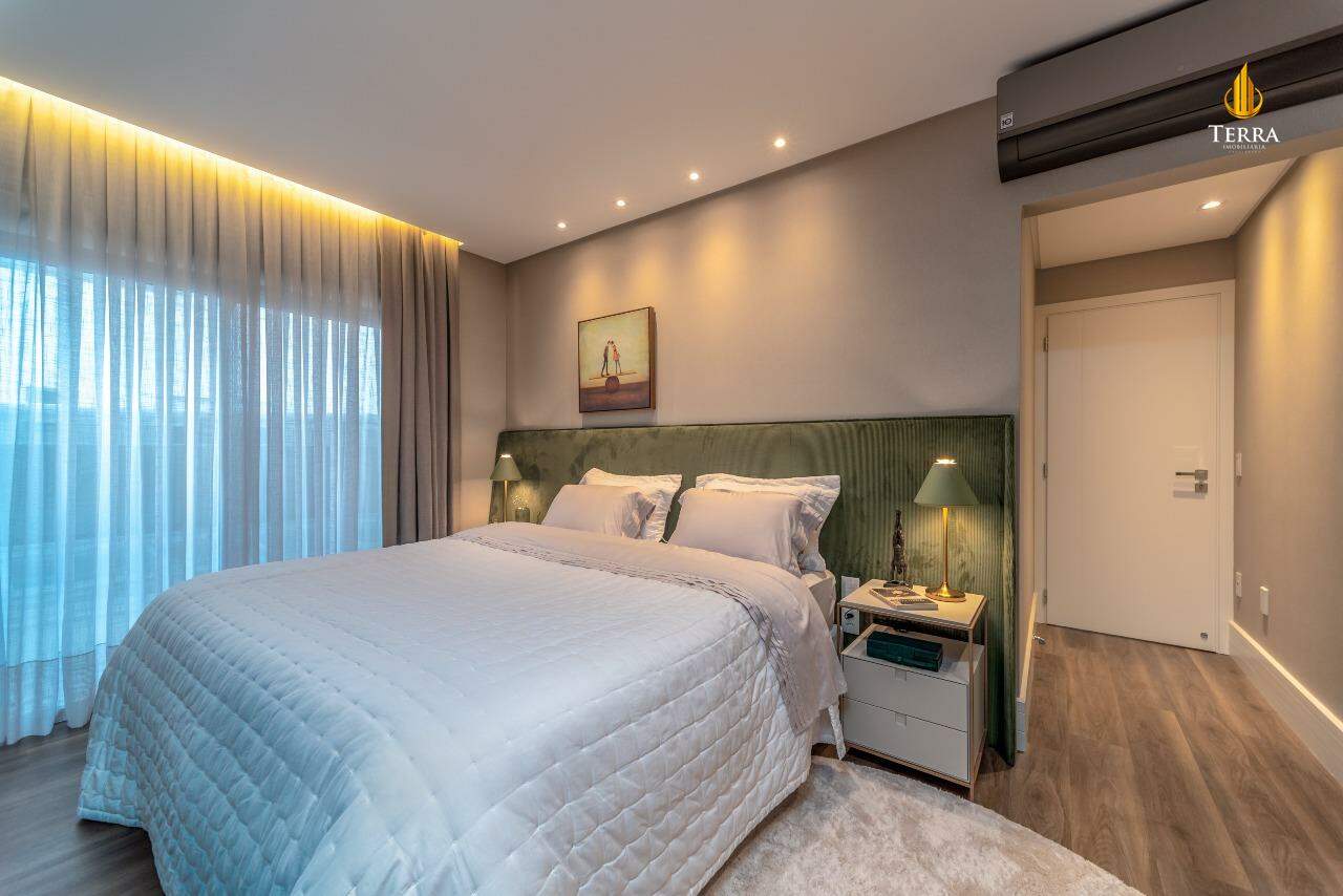 Ibiza Towers Apartamento com 4 quartos, Centro: 