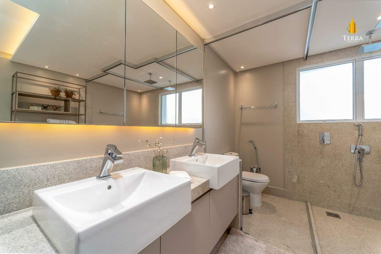Ibiza Towers Apartamento com 4 quartos, Centro: 