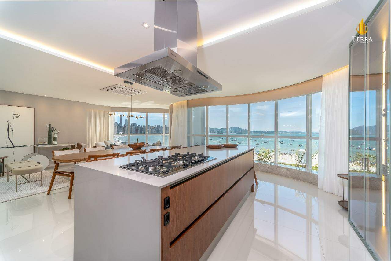 Ibiza Towers Apartamento com 4 quartos, Centro: 