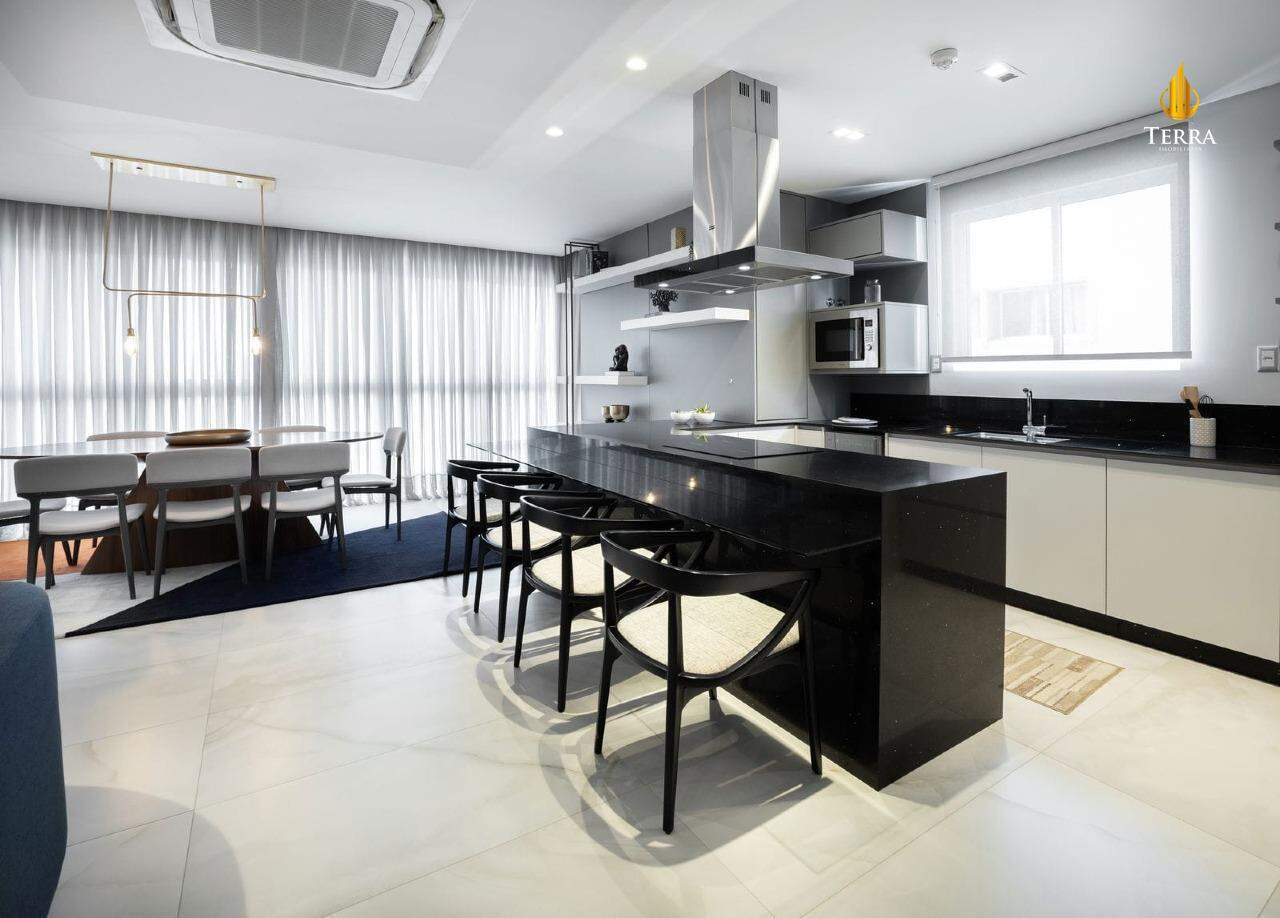 Edifício Ocen Breeze Apartamento com 3 quartos, Centro: 