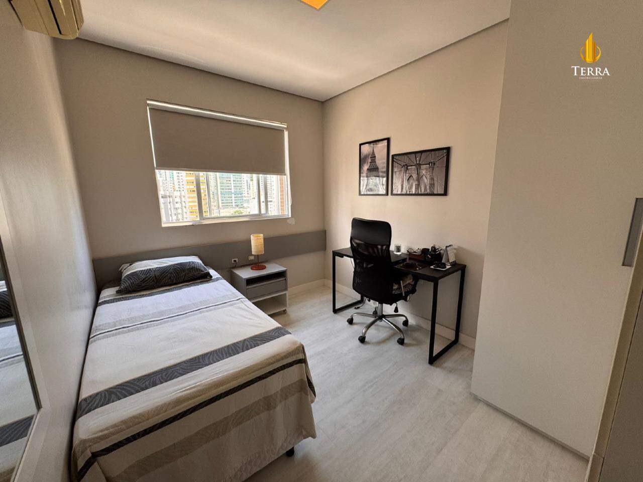 Edifício Costa Insolaratta Apartamento com 2 quartos, Centro: 