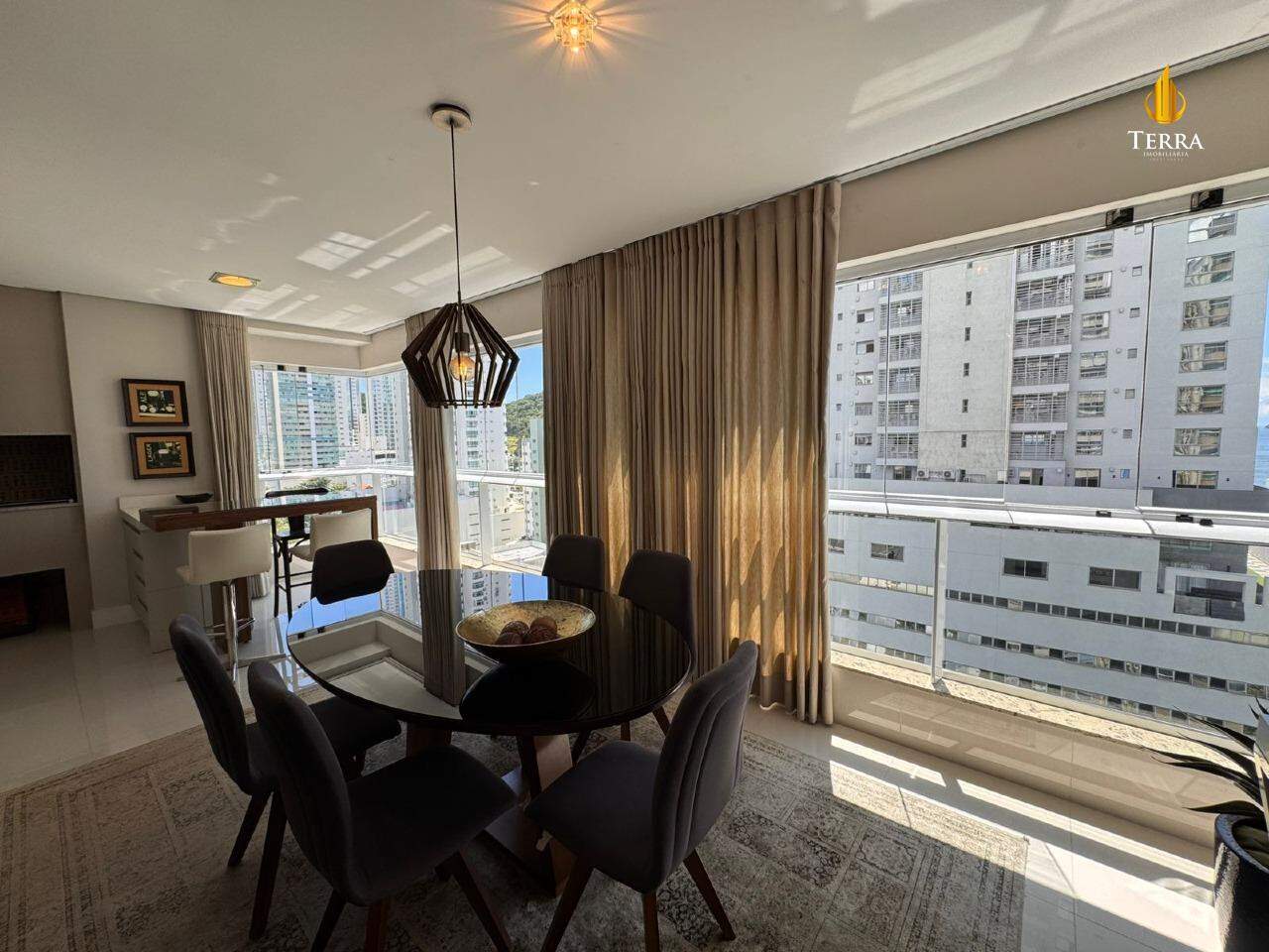 Edifício Costa Insolaratta Apartamento com 2 quartos, Centro: 
