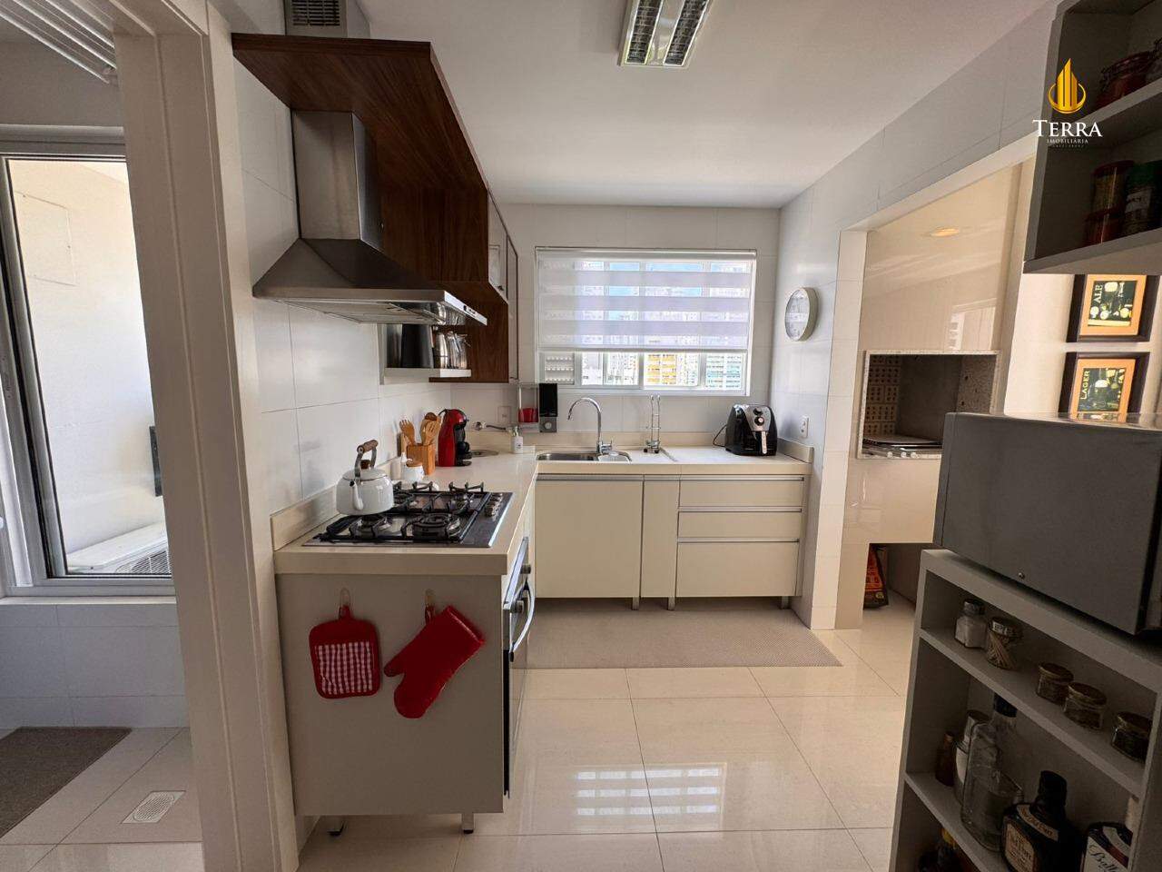 Edifício Costa Insolaratta Apartamento com 2 quartos, Centro: 