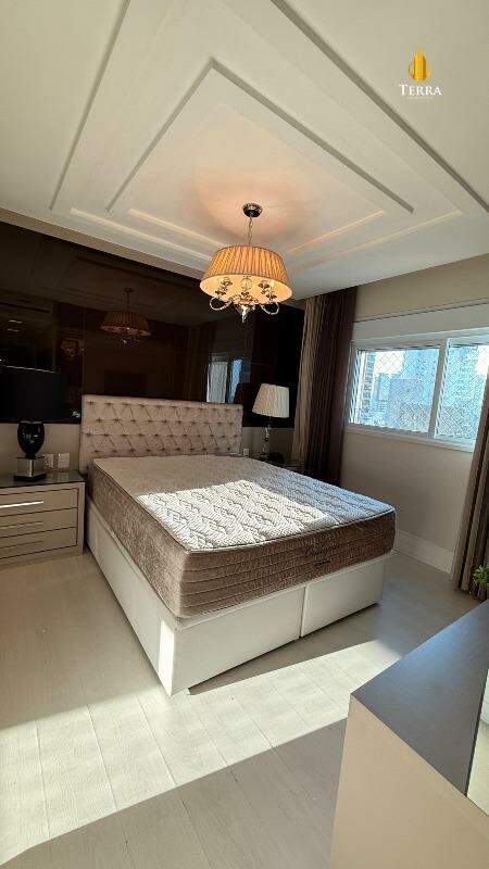 Edifício Gran Felicitá Residence Apartamento com 4 quartos, Centro: 