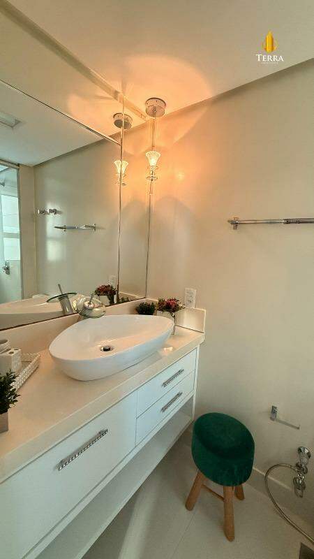 Edifício Gran Felicitá Residence Apartamento com 4 quartos, Centro: 