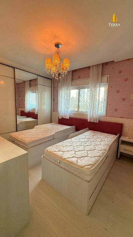 Edifício Gran Felicitá Residence Apartamento com 4 quartos, Centro: 