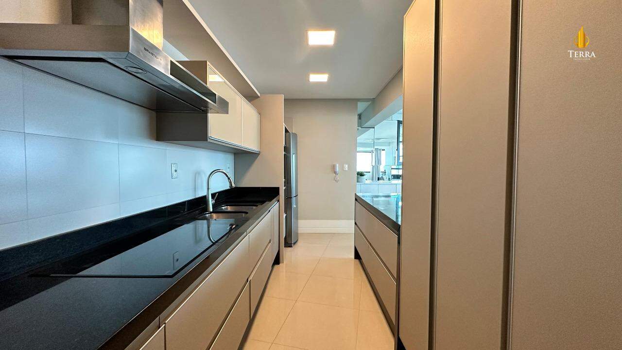 Residencial Grand Royalle Cobertura com 4 quartos, Centro: 