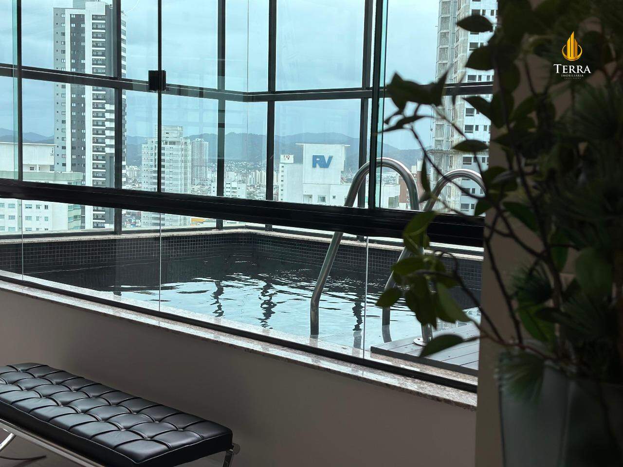 Residencial Grand Royalle Cobertura com 4 quartos, Centro: 