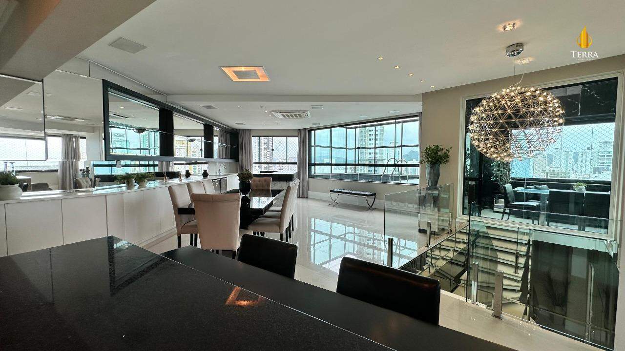 Residencial Grand Royalle Cobertura com 4 quartos, Centro: 