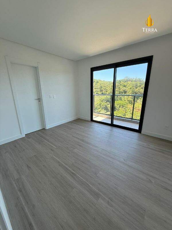 Brava Garden Home Club Apartamento com 2 quartos, Praia Brava: 