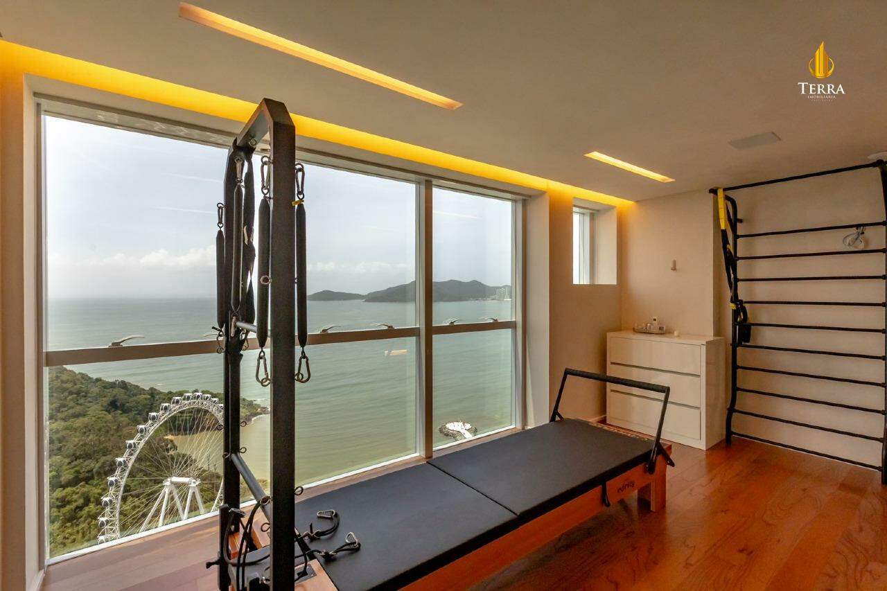 Edifício Sky Tower Cobertura com 3 quartos, Pioneiros: 