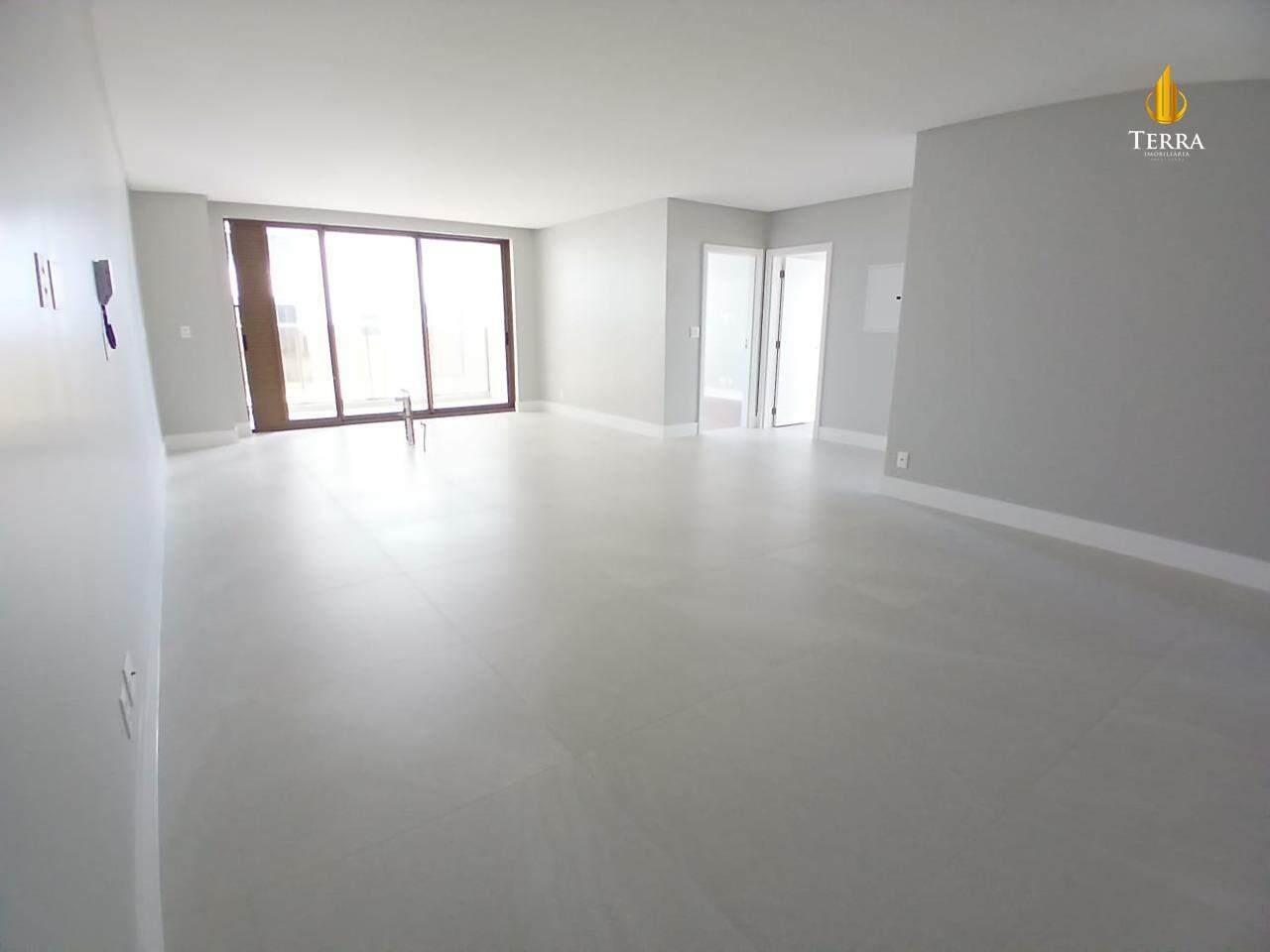 Ocean Wind Praia Brava Apartamento com 3 quartos, Praia Brava: 