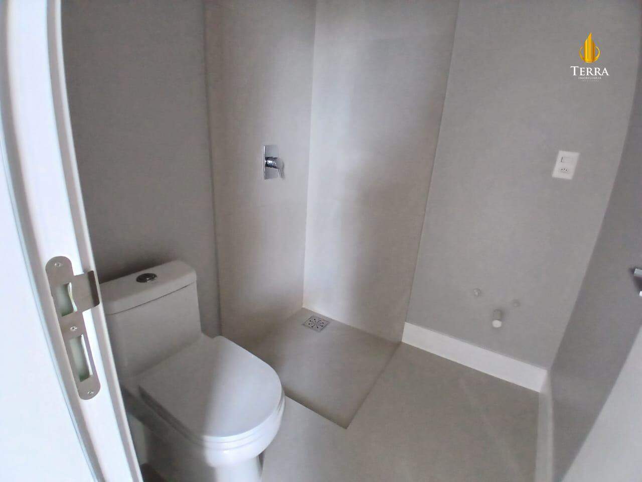 Ocean Wind Praia Brava Apartamento com 3 quartos, Praia Brava: 