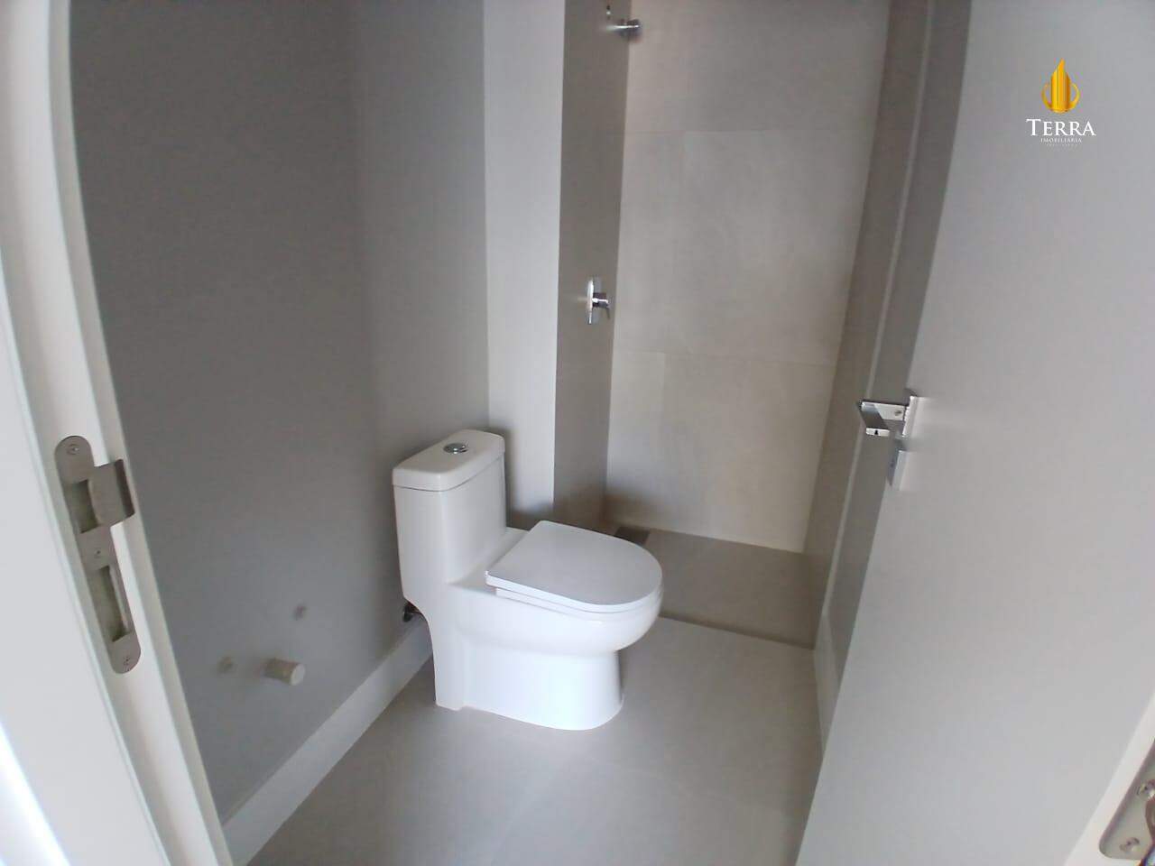 Ocean Wind Praia Brava Apartamento com 3 quartos, Praia Brava: 