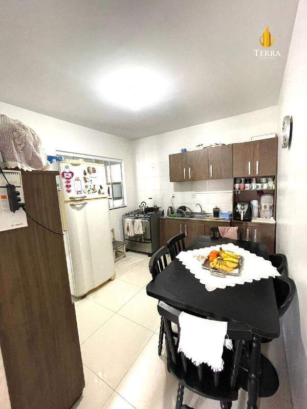  Casa com 5 quartos, CENTRO: 
