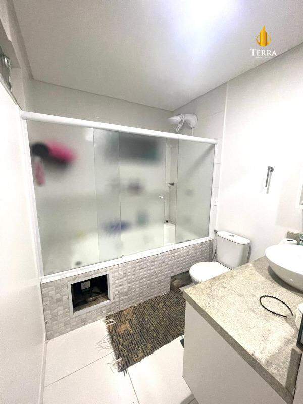  Casa com 5 quartos, CENTRO: 