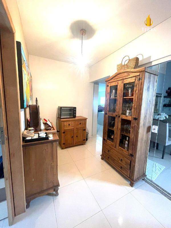  Casa com 5 quartos, CENTRO: 