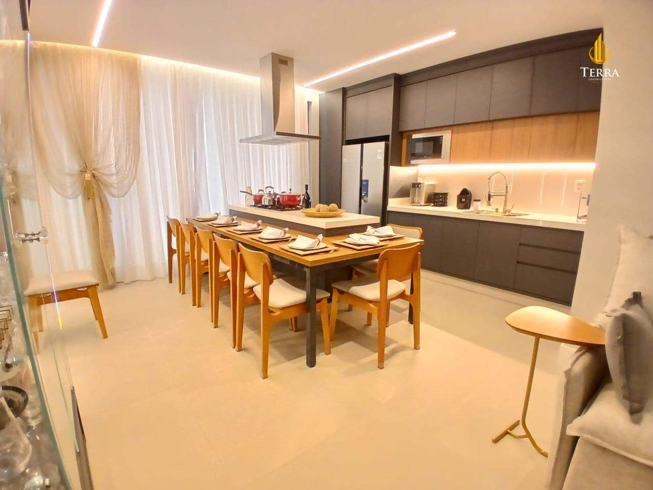 Ocean Wind Praia Brava Apartamento com 3 quartos, Praia Brava: 
