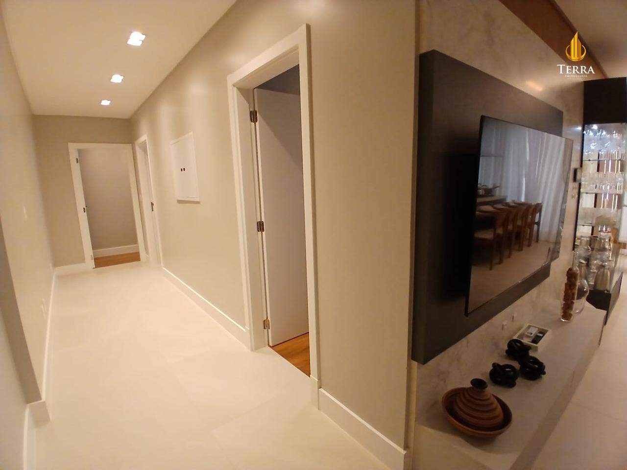 Ocean Wind Praia Brava Apartamento com 3 quartos, Praia Brava: 