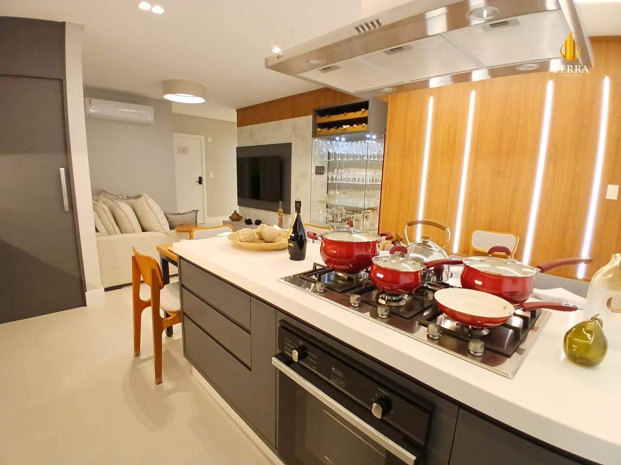 Ocean Wind Praia Brava Apartamento com 3 quartos, Praia Brava: 