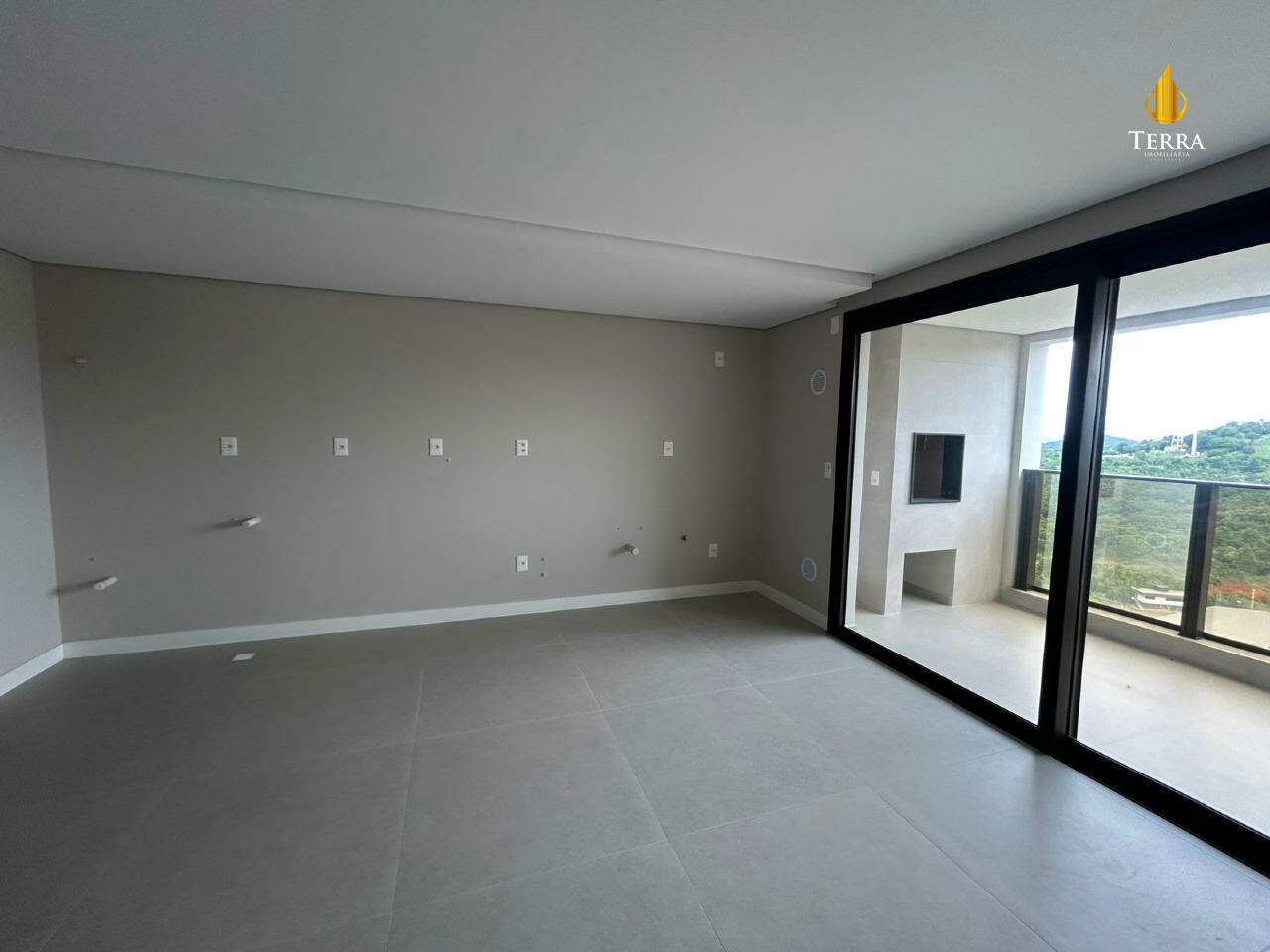 Torres da Brava - Brisa Apartamento com 3 quartos, Praia Brava: 