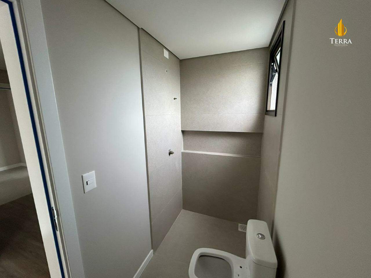 Torres da Brava - Brisa Apartamento com 3 quartos, Praia Brava: 