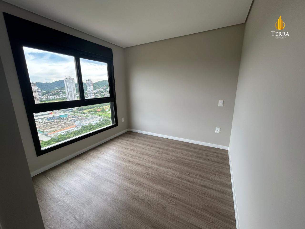 Torres da Brava - Brisa Apartamento com 3 quartos, Praia Brava: 