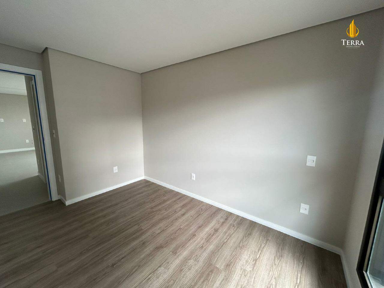 Torres da Brava - Brisa Apartamento com 3 quartos, Praia Brava: 