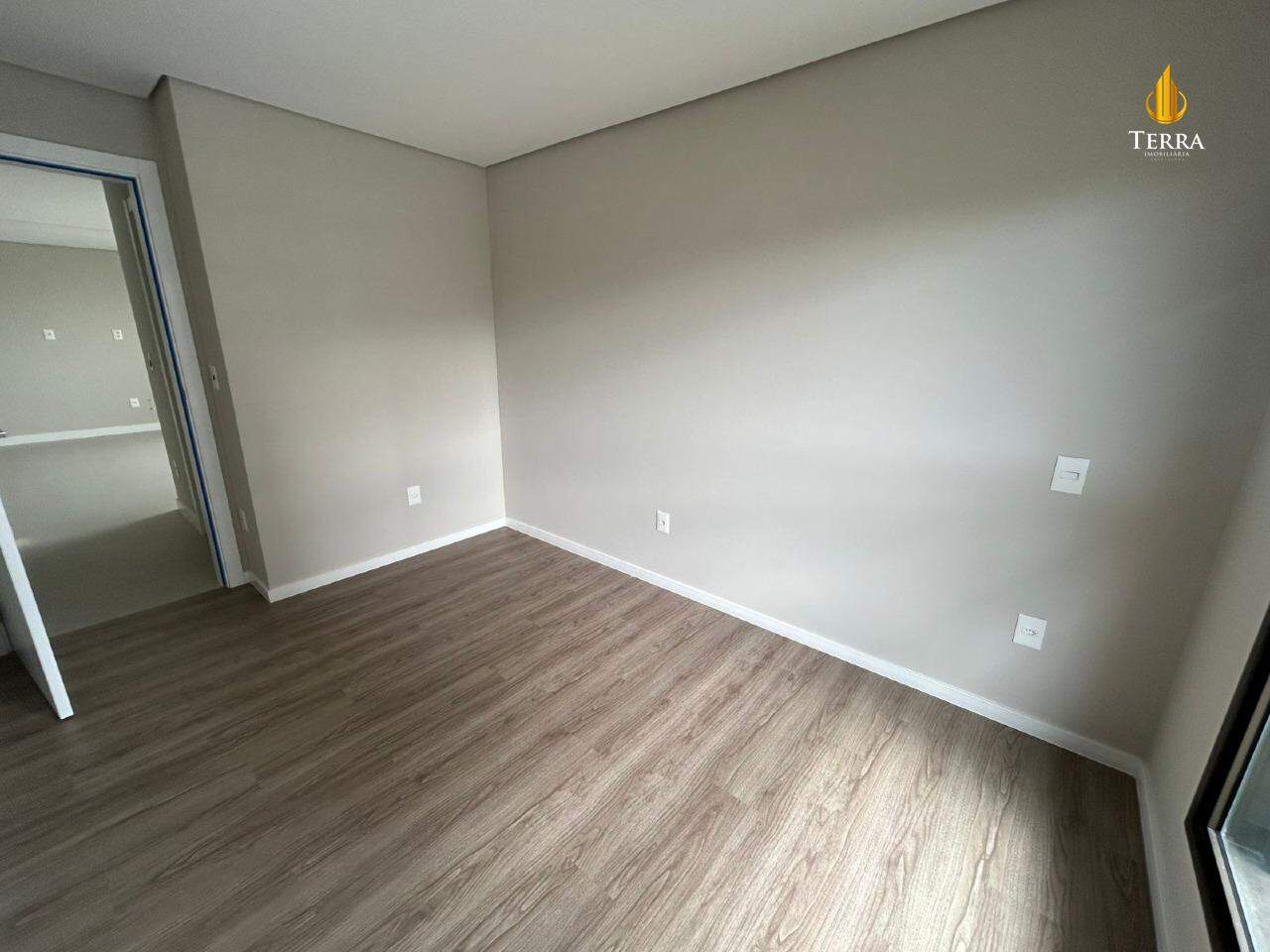 Torres da Brava - Brisa Apartamento com 3 quartos, Praia Brava: 